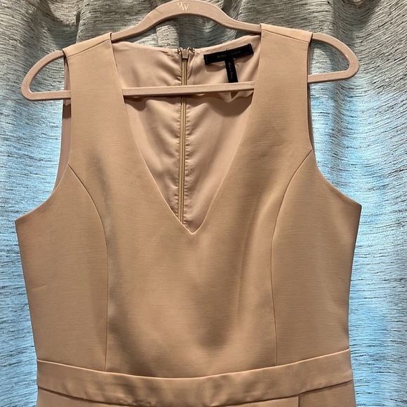 💞3 for $50💞BCBGmaxazria Mackensie Asymmetrical V-neck Romper NWOT - Picture 9 of 9